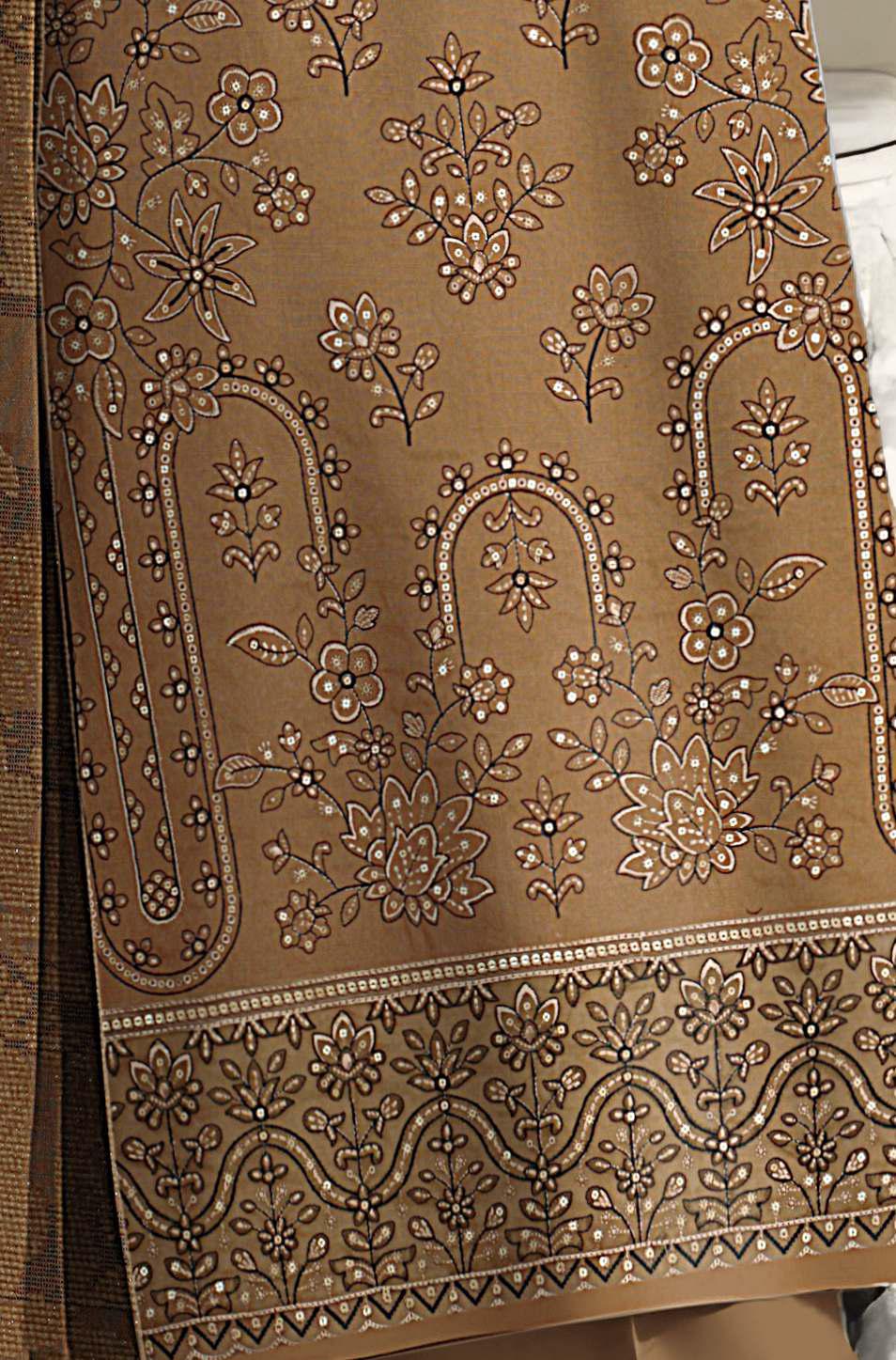CHANDNI-3 Piece Fancy Dhanak Embroidered (Unstitched)